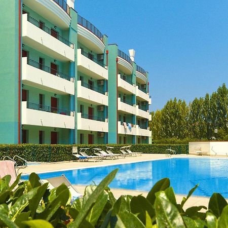 Apartment In Caorle With Heating エクステリア 写真